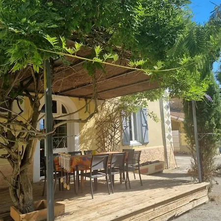 Domaine Saint-martin فندق مبيت وإفطار