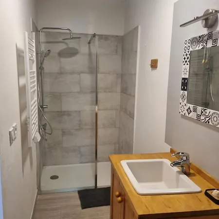 לינה וארוחת בוקר Domaine Saint-martin